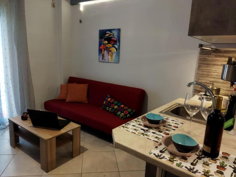 Ferienwohnung Studio In City Center Kavala Exterior foto